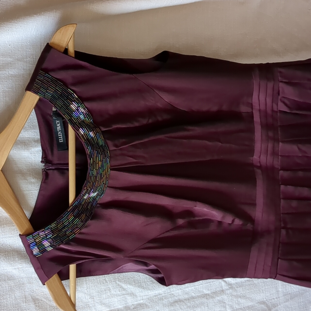 Ellen Tracy dress maroon burgundy wine red beaded fit & flare 8